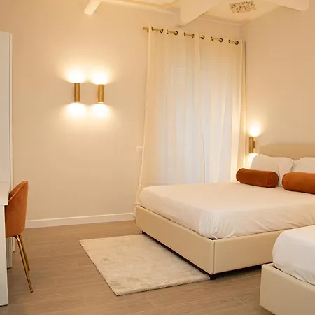 Roxy Luxury House ローマ