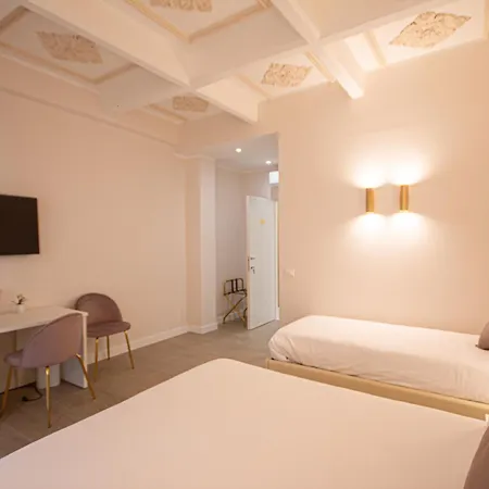 Bed & Breakfast Roxy Luxury House