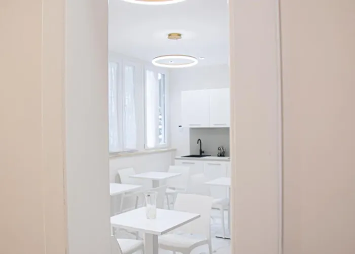 לינה וארוחת בוקר Roxy Luxury House רומא