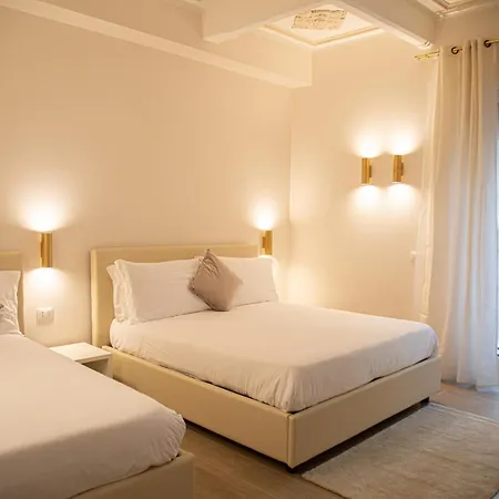 Roxy Luxury House 4*