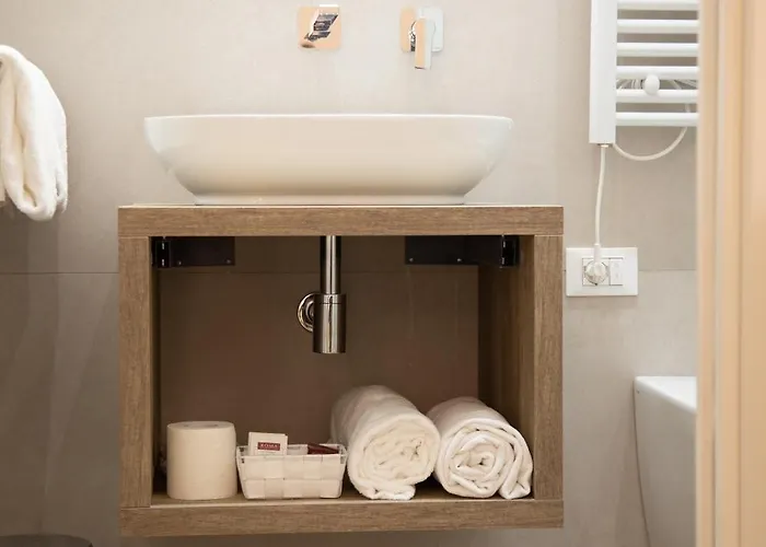 Roxy Luxury House Rom