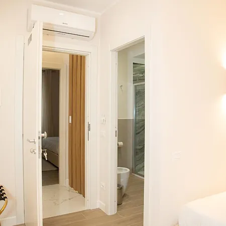 Roxy Luxury House *